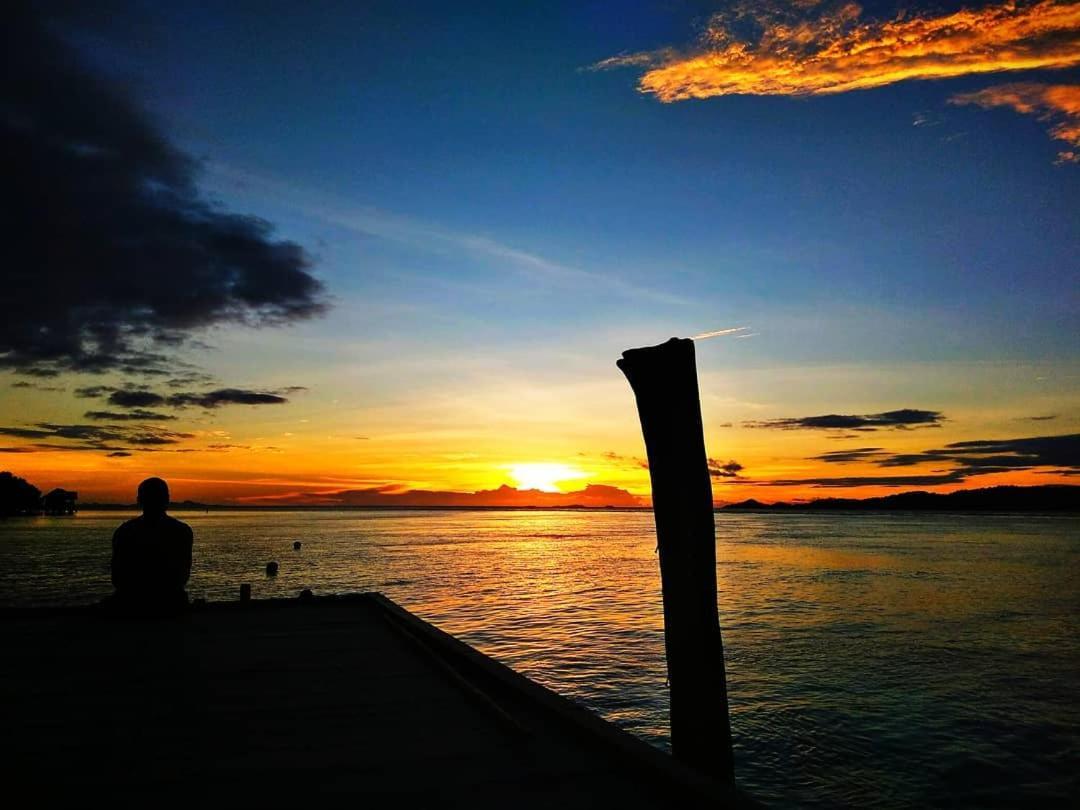 Sunset Homestay Besir Exteriér fotografie